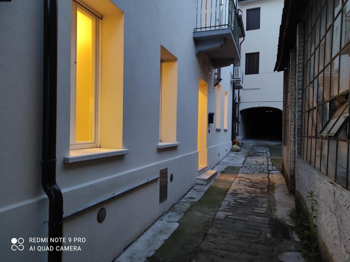 B&B Casa Livia Pordenone Bagian luar foto