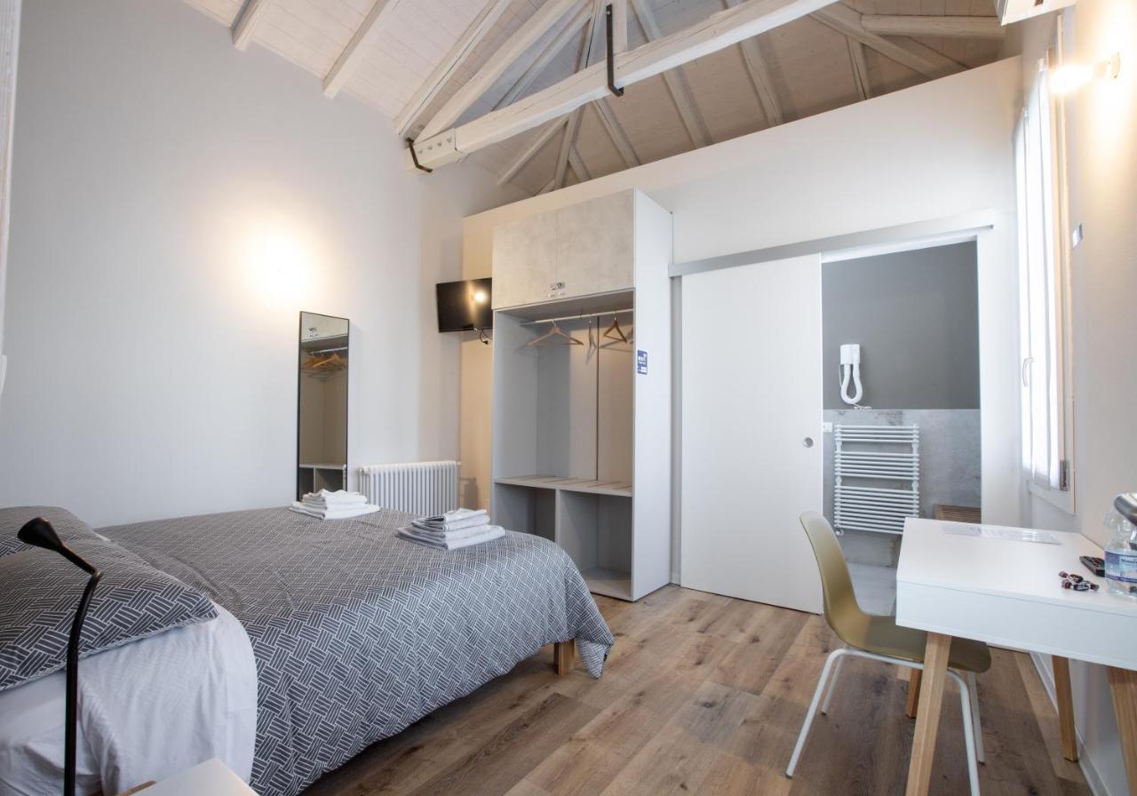 B&B Casa Livia Pordenone Bagian luar foto