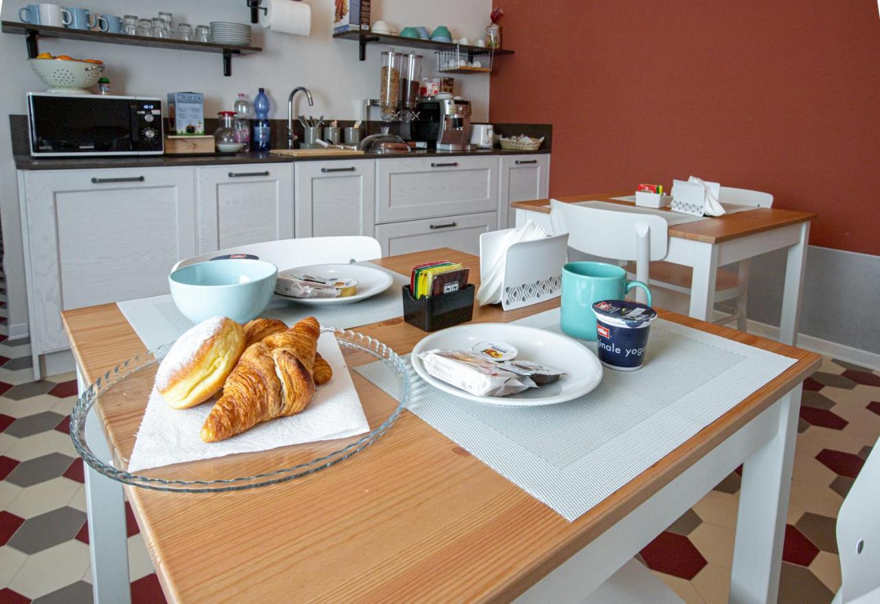 B&B Casa Livia Pordenone Bagian luar foto